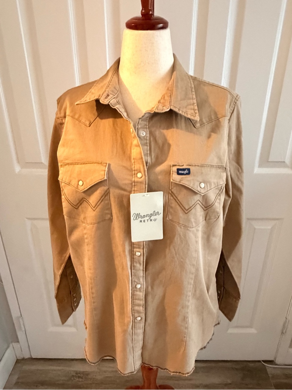 Wrangler Women's Dark Denim Western Shirt xl